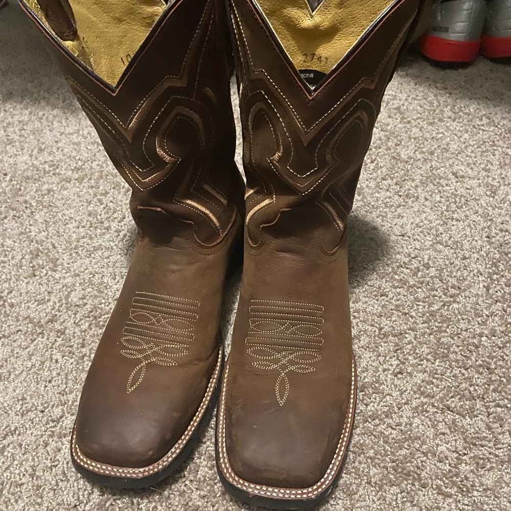 Cuero western/work boots